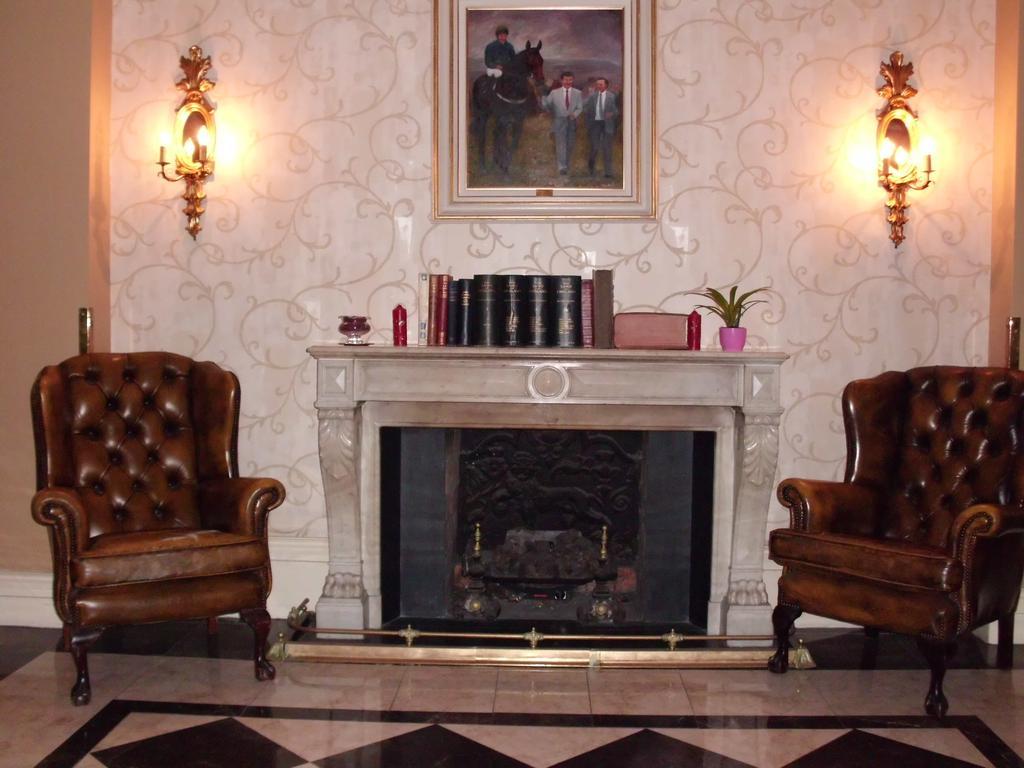 Tralee Central Hotel Exterior photo