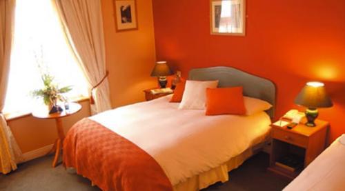 Tralee Central Hotel Room photo