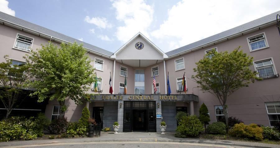 Tralee Central Hotel Exterior photo